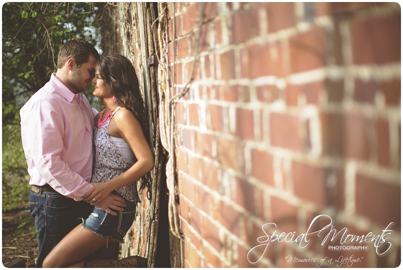 Outdoor Engagement Portraits, Southern Engagement Pictures, Engagement Pictures_0053