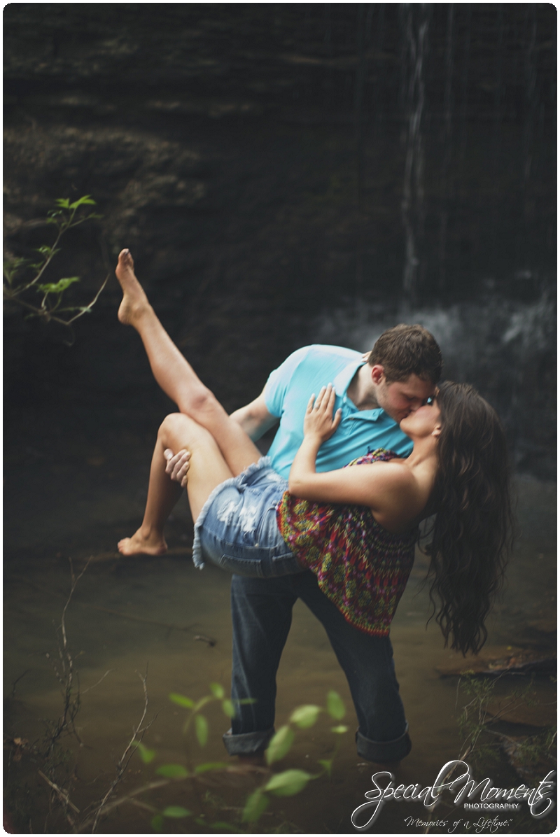 Outdoor Engagement Portraits, Southern Engagement Pictures, Engagement Pictures_0068