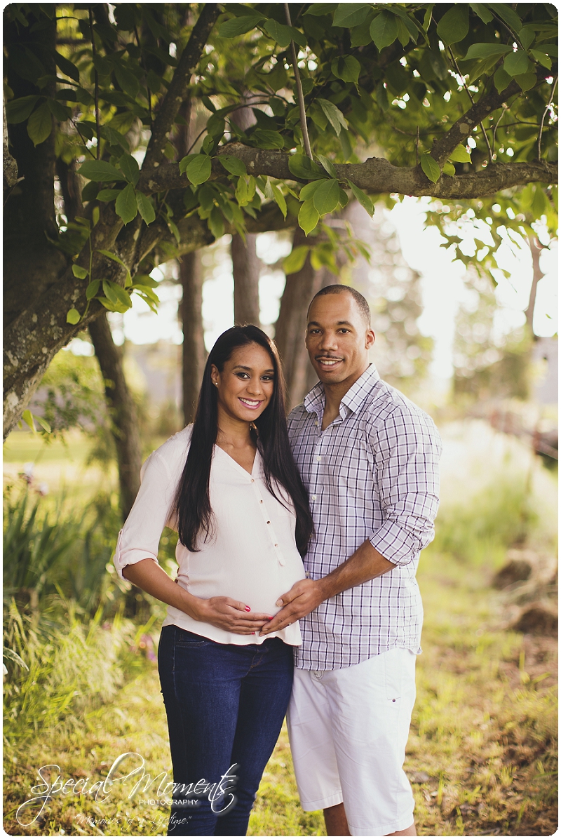 Southern Maternity Portraits, Maternity Pictures, Baby Bump Portraits