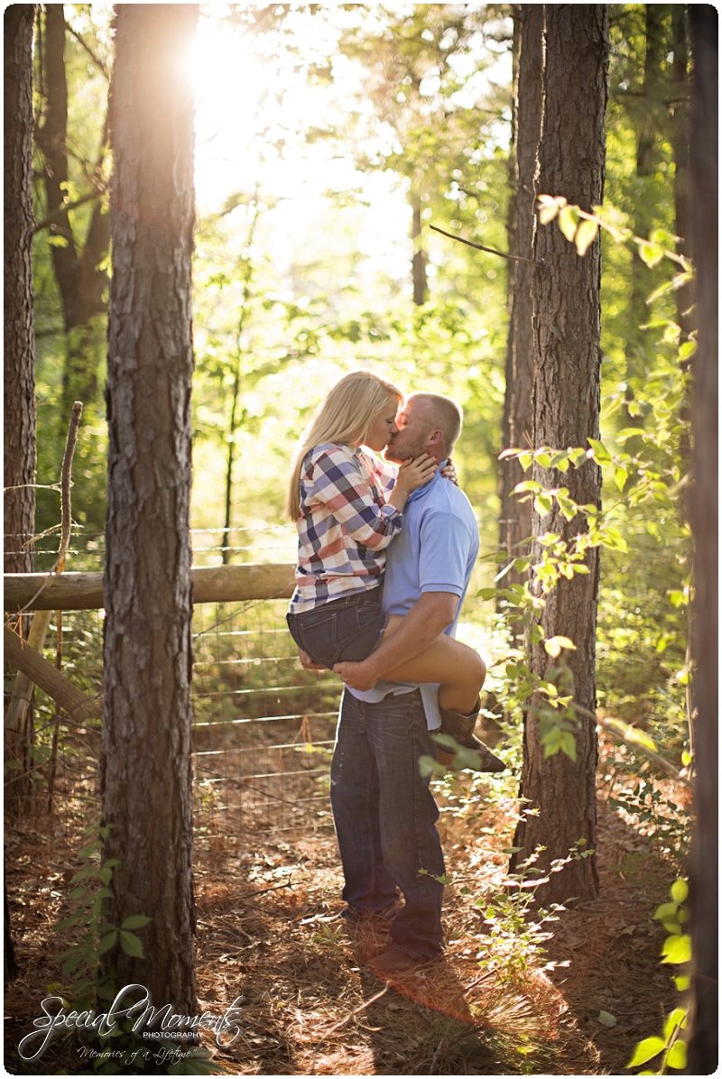 Southern Engagement Pictures, Southern Engagement ideas, www.specialmomentsblog.com_0012