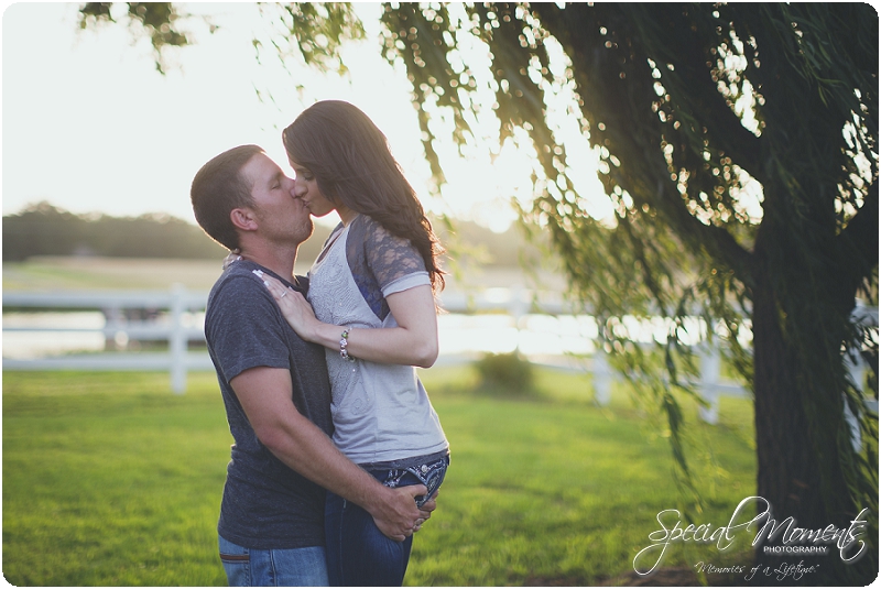 amazing engagement pictures, southern engagement pictures, fort smith arkansas wedding photographer_0026