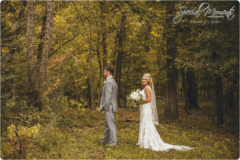 southern wedding , arkansas wedding photographer, fall wedding pictures, amazing wedding photography , pecan grove at honey hill_0232