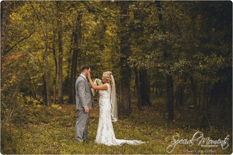 southern wedding , arkansas wedding photographer, fall wedding pictures, amazing wedding photography , pecan grove at honey hill_0239