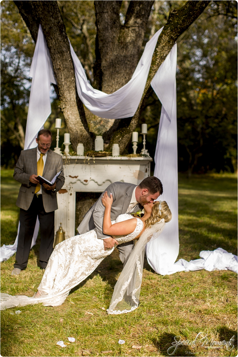 southern wedding , arkansas wedding photographer, fall wedding pictures, amazing wedding photography , pecan grove at honey hill_0269