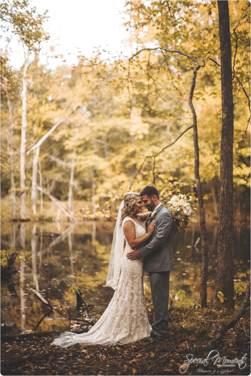 southern wedding , arkansas wedding photographer, fall wedding pictures, amazing wedding photography , pecan grove at honey hill_0293