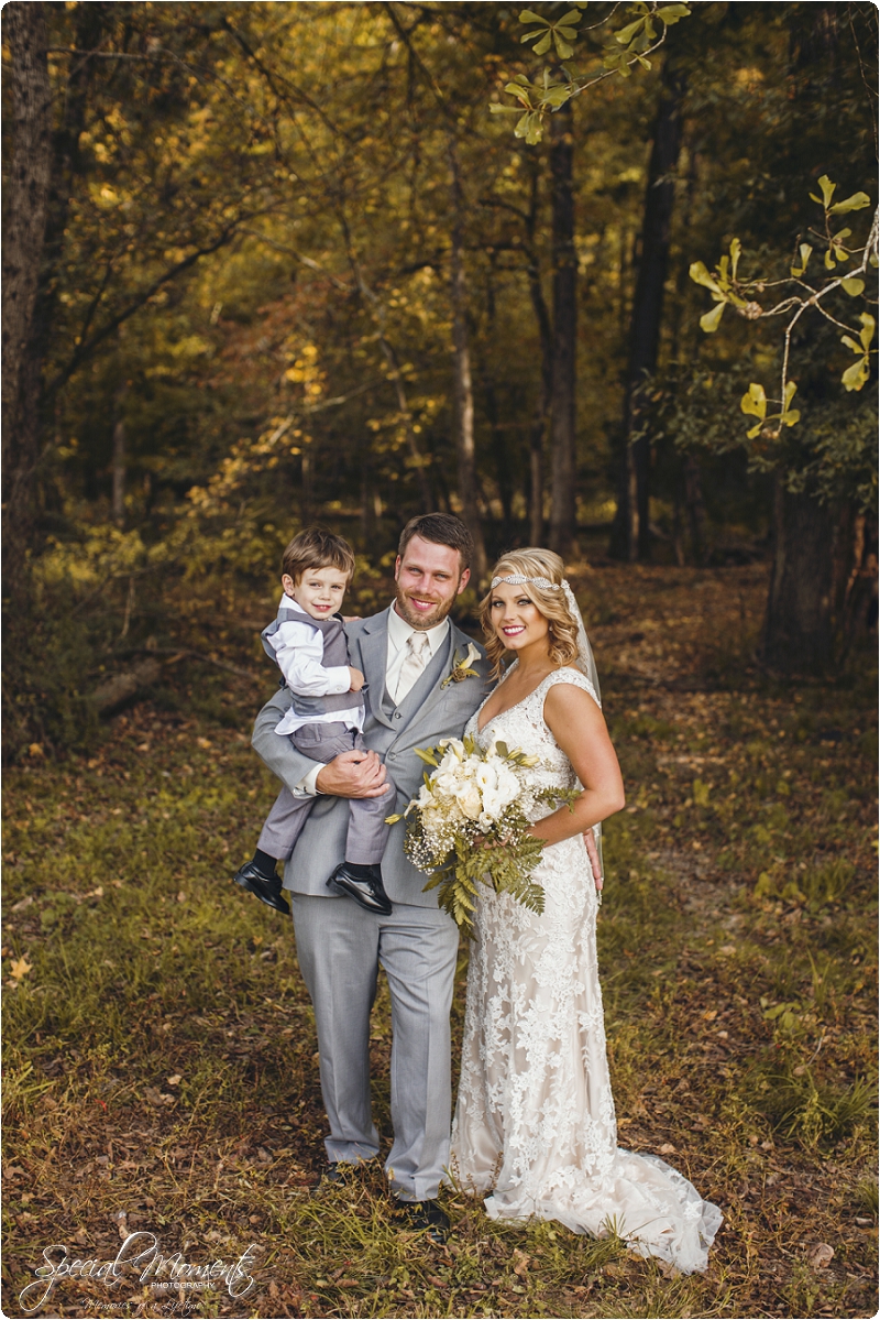 southern wedding , arkansas wedding photographer, fall wedding pictures, amazing wedding photography , pecan grove at honey hill_0299