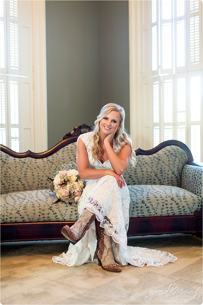 Lana's Bridal Portraits, Special Moments Photography, fort smith photographer