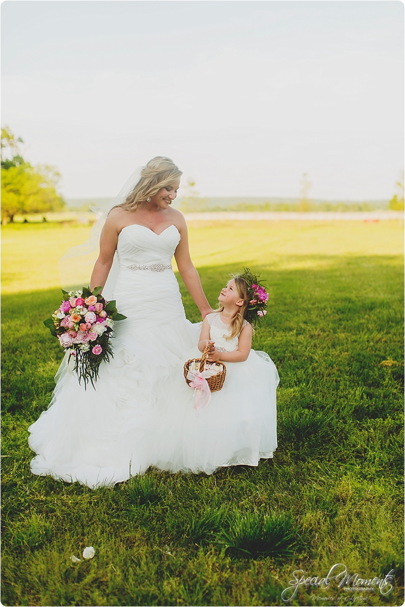 arkansas wedding photographer, hat creek ranch barn wedding, northwest arkansas wedding photographer_0679