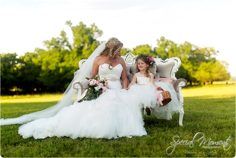 arkansas wedding photographer, hat creek ranch barn wedding, northwest arkansas wedding photographer_0680