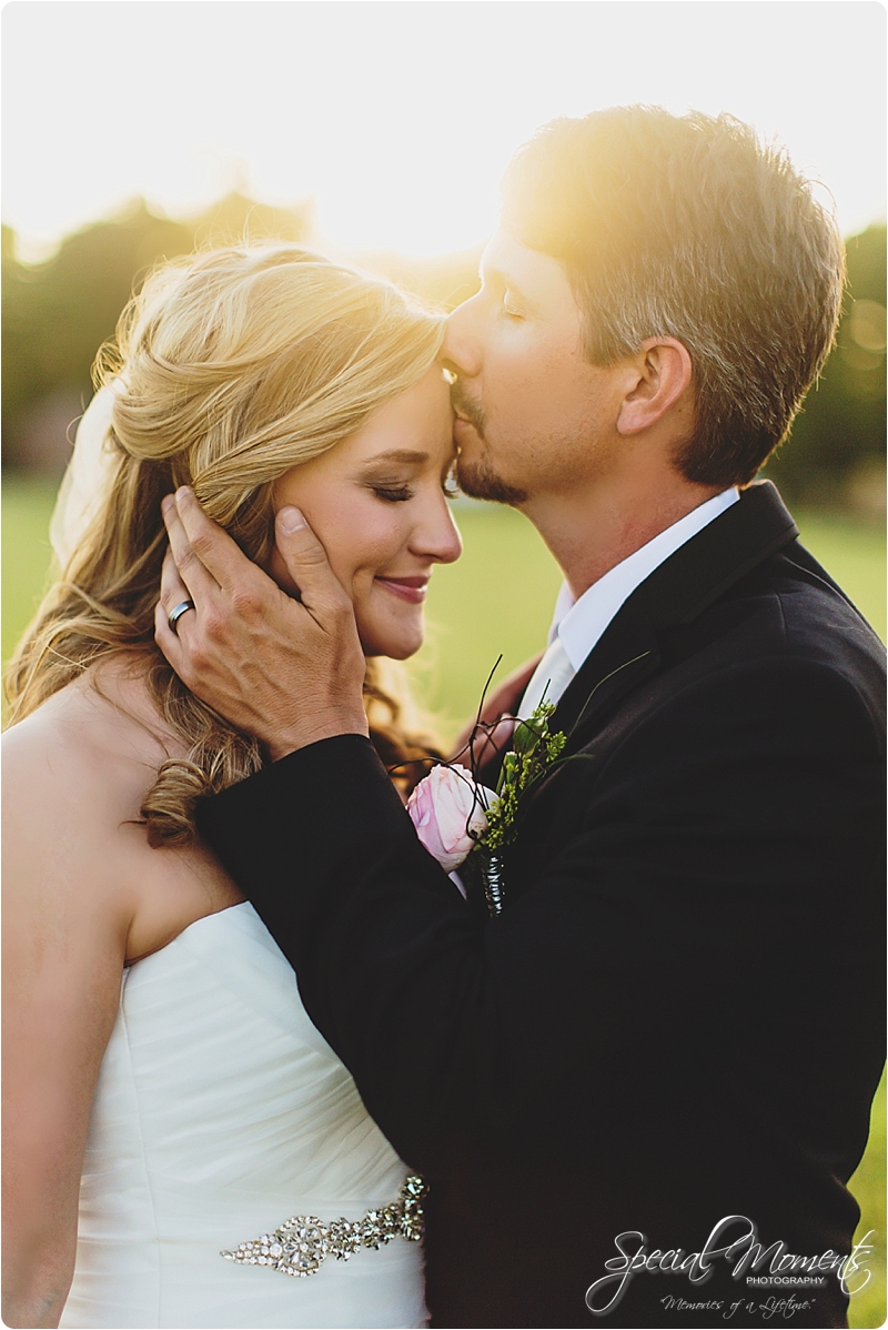 arkansas wedding photographer, hat creek ranch barn wedding, northwest arkansas wedding photographer_0707