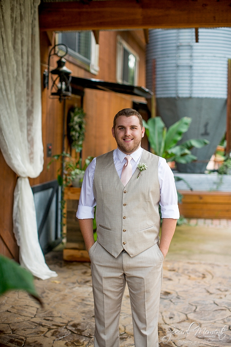 barn-at-the-springs-wedding-arkansas-wedding-photographer-fort-smith-wedding-photographer_0194