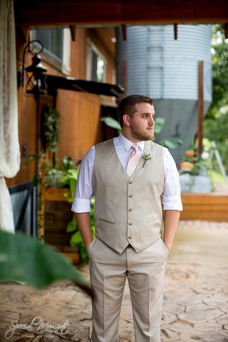 barn-at-the-springs-wedding-arkansas-wedding-photographer-fort-smith-wedding-photographer_0195