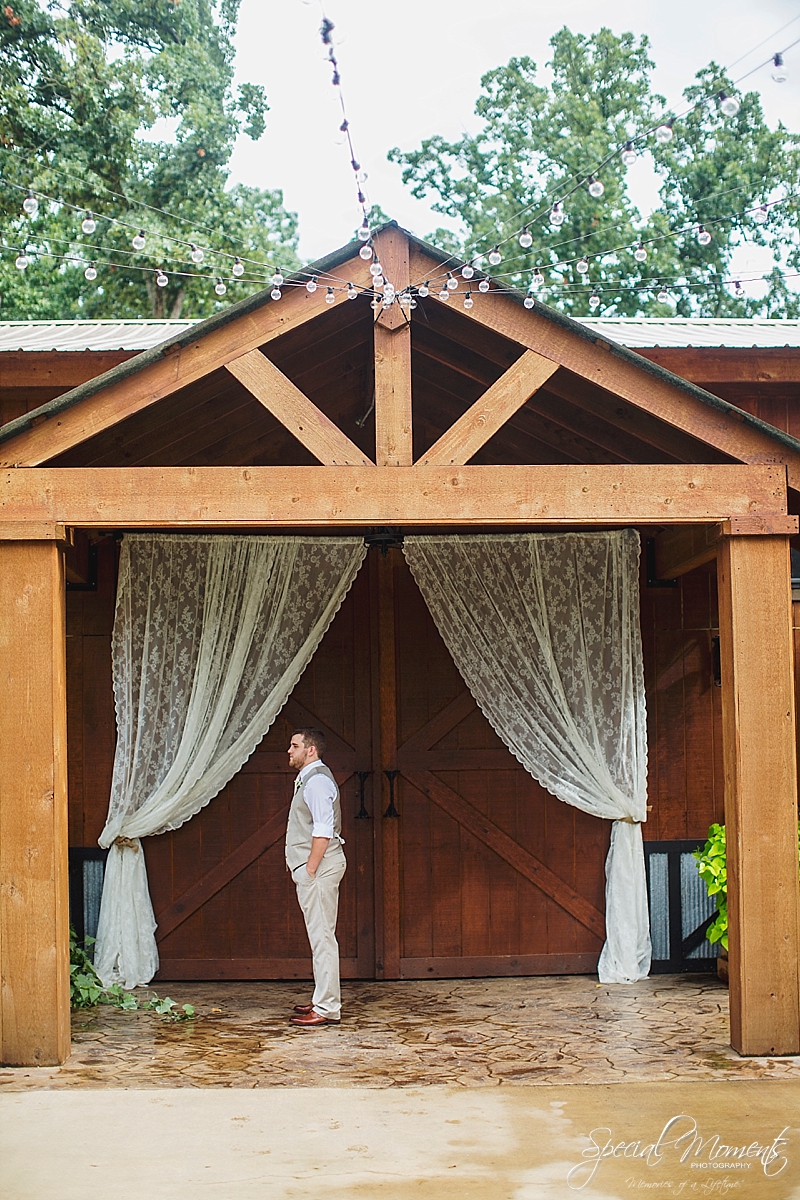 barn-at-the-springs-wedding-arkansas-wedding-photographer-fort-smith-wedding-photographer_0197