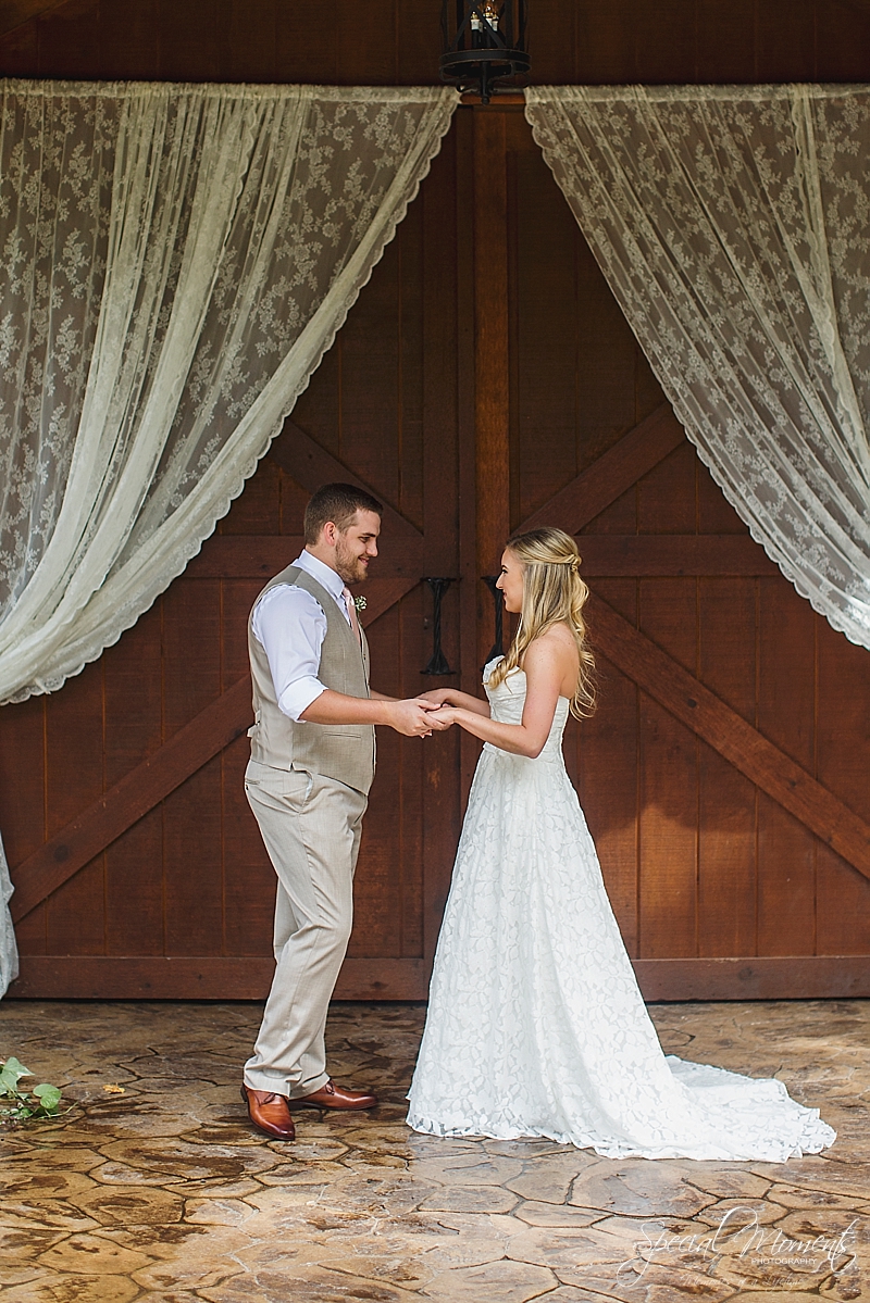 barn-at-the-springs-wedding-arkansas-wedding-photographer-fort-smith-wedding-photographer_0199