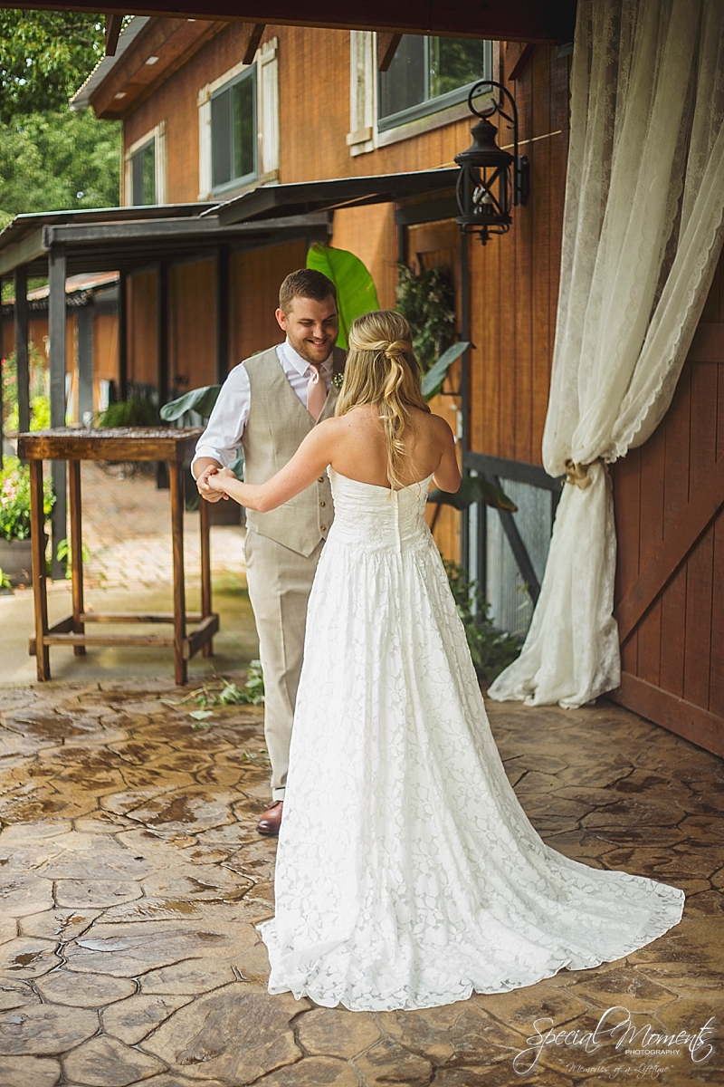 barn-at-the-springs-wedding-arkansas-wedding-photographer-fort-smith-wedding-photographer_0200