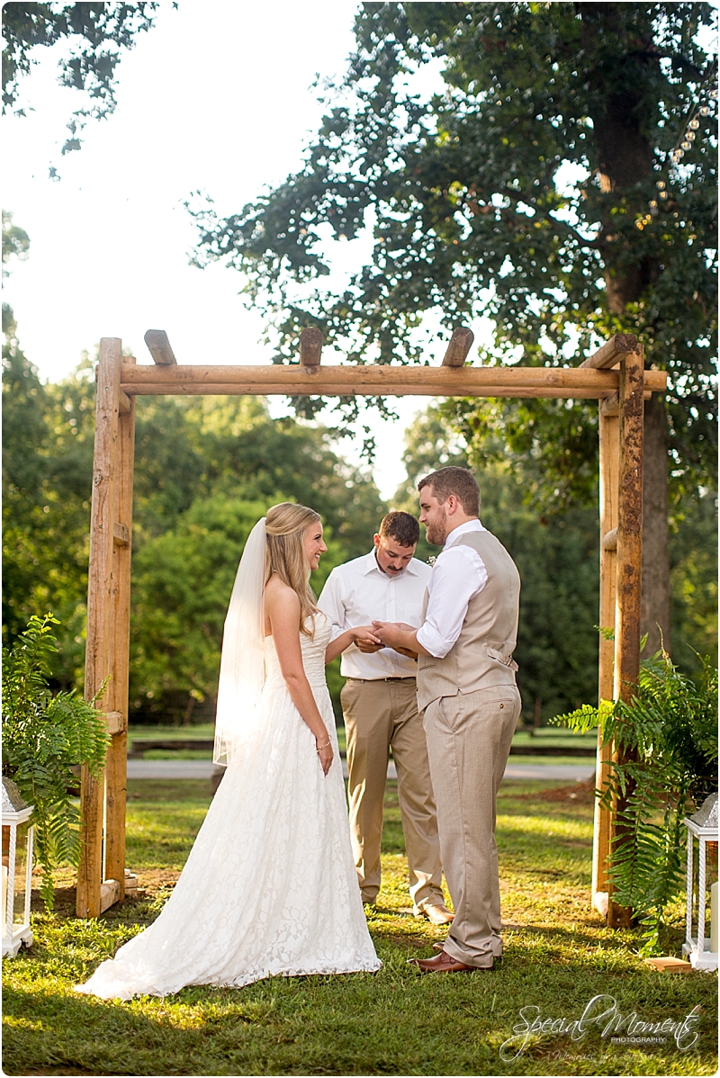 barn-at-the-springs-wedding-arkansas-wedding-photographer-fort-smith-wedding-photographer_0231