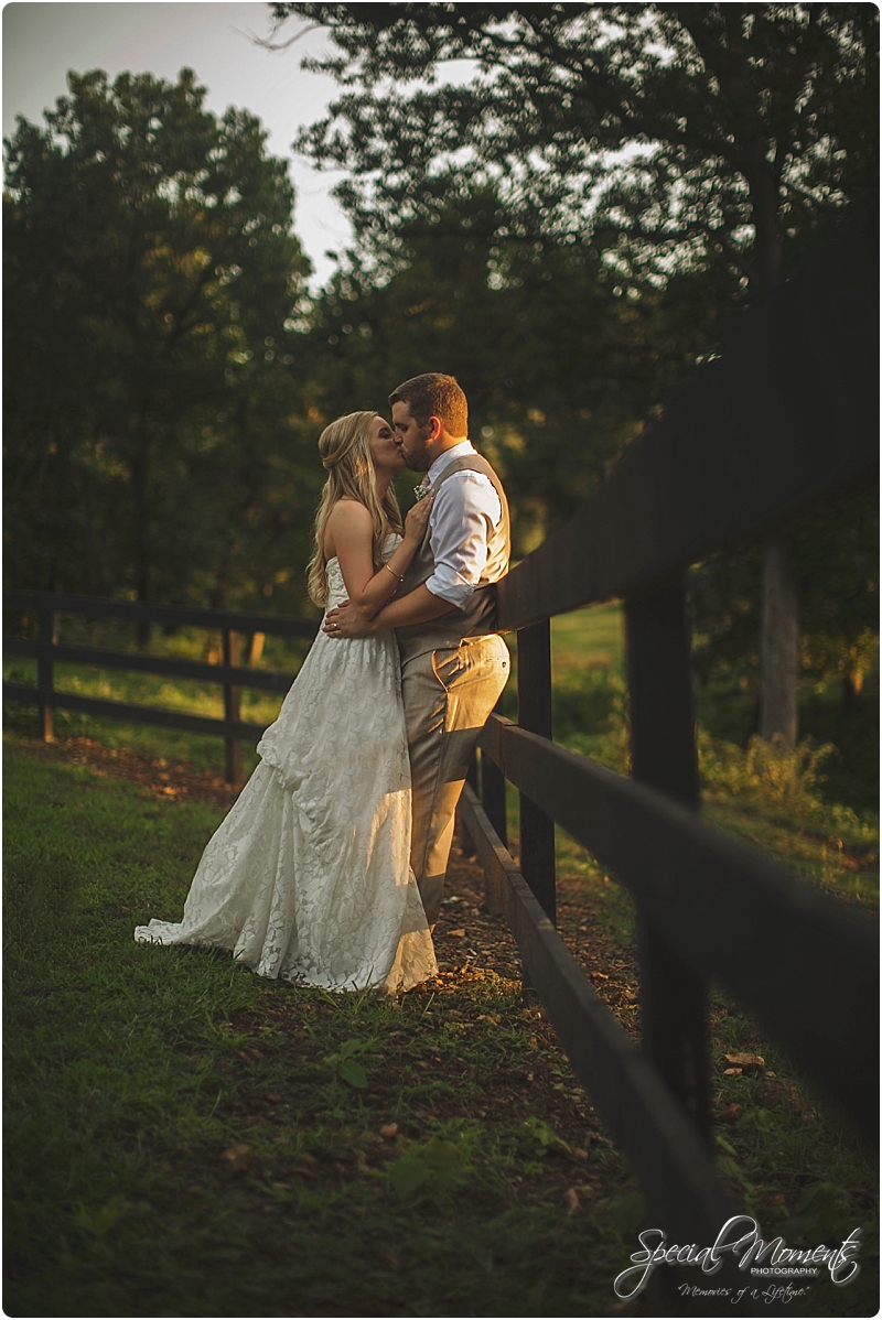 barn-at-the-springs-wedding-arkansas-wedding-photographer-fort-smith-wedding-photographer_0249